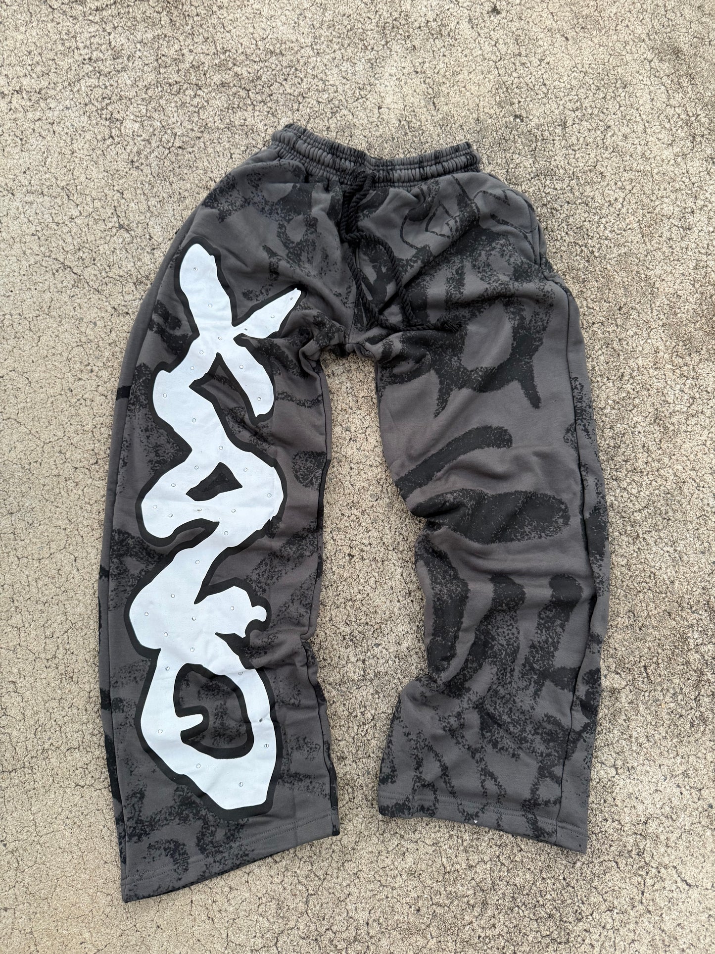 ONYX SWEAT SUIT