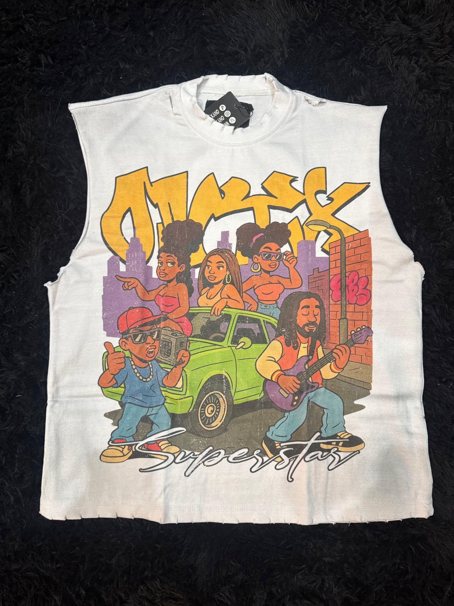 ONYX SLEEVELESS TEE