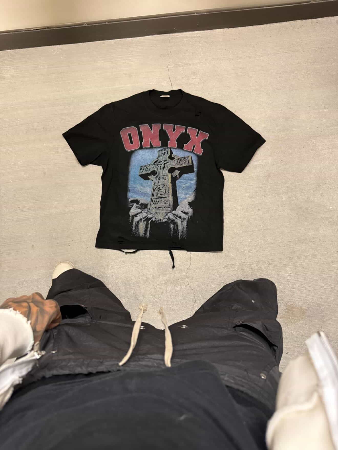 CROSS TEE