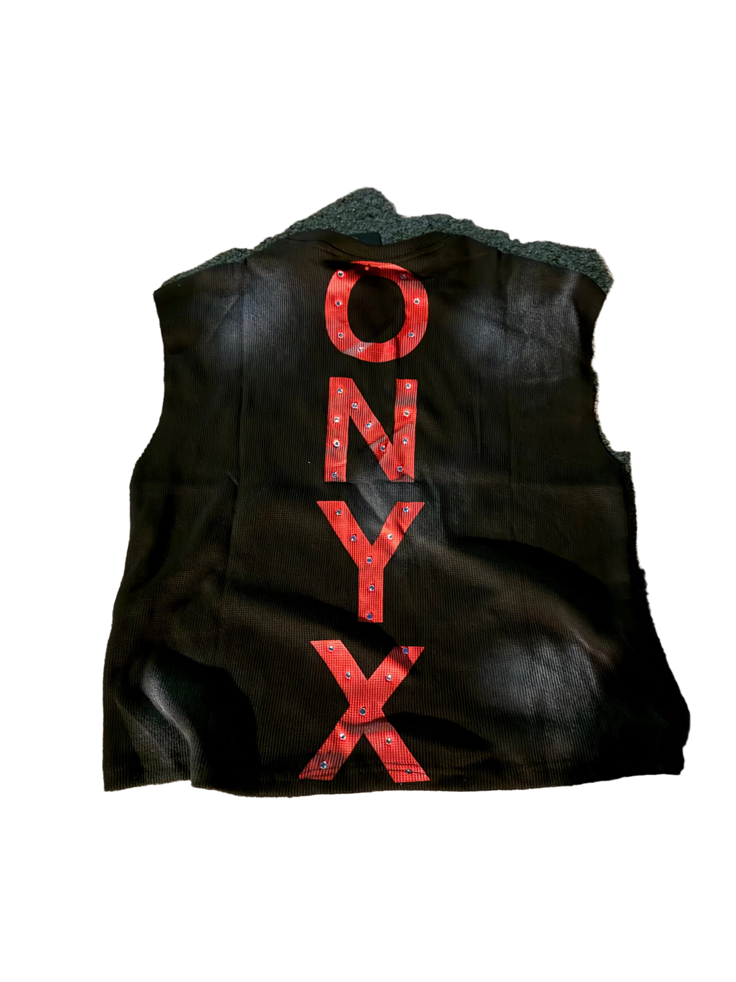 ONYX SLEEVELESS TEE